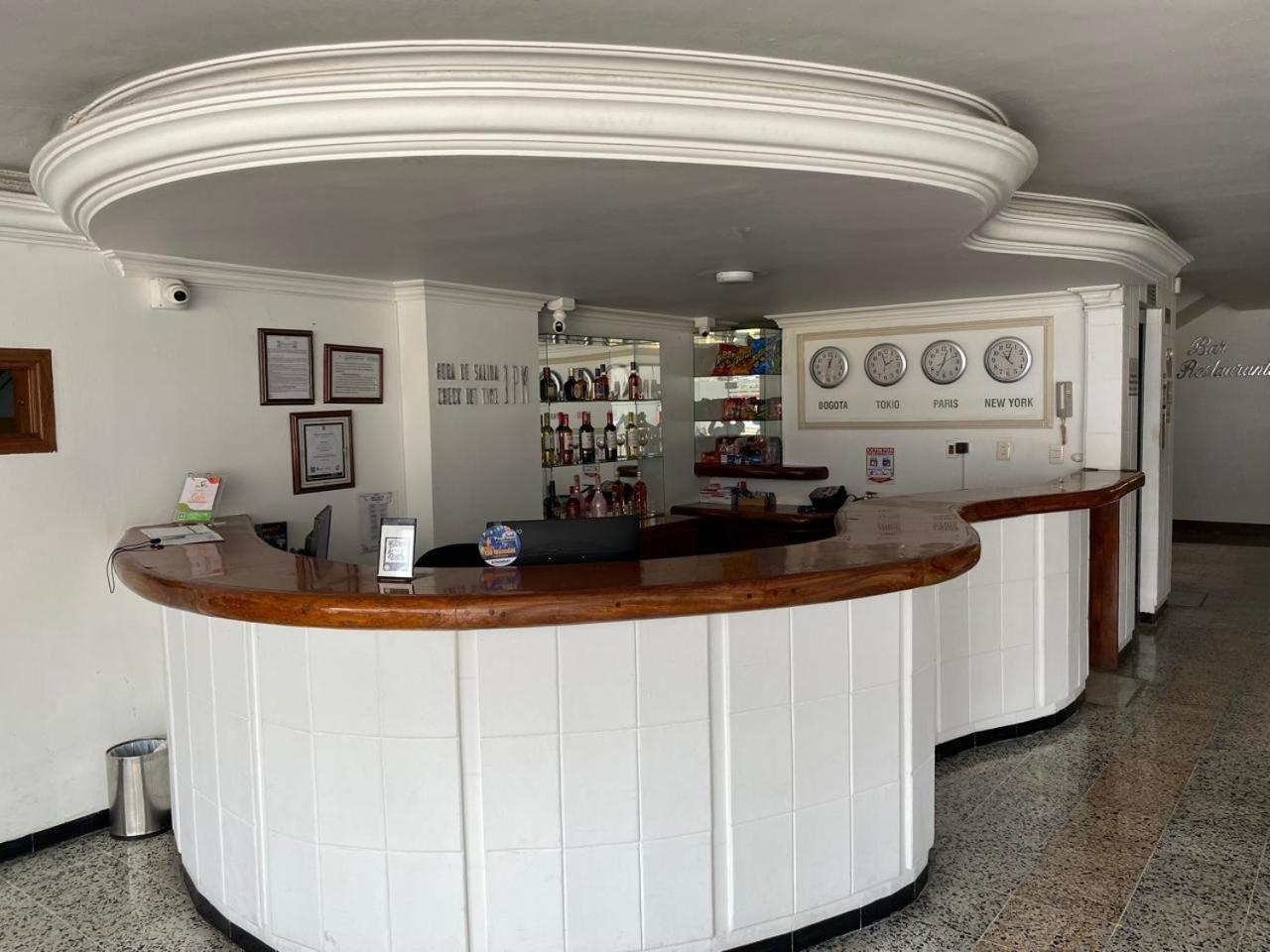 Tama Hotel Granada Real Cali Eksteriør bilde
